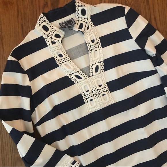 sale to sable Tops - Stylish Navy and White Striped Tunic Top